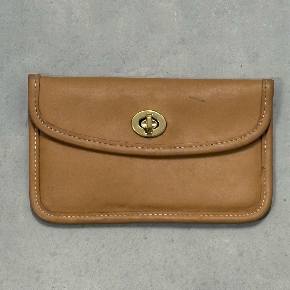 Vintage Coach 7171 Tan Leather Wristlet Wallet